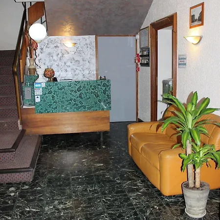 Hotel Des Allies Pont-dʼAin